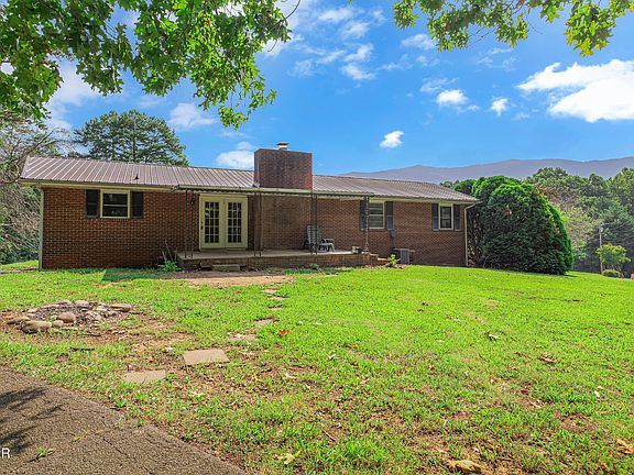 3rd image of 3246 Proffitt Heights Cir