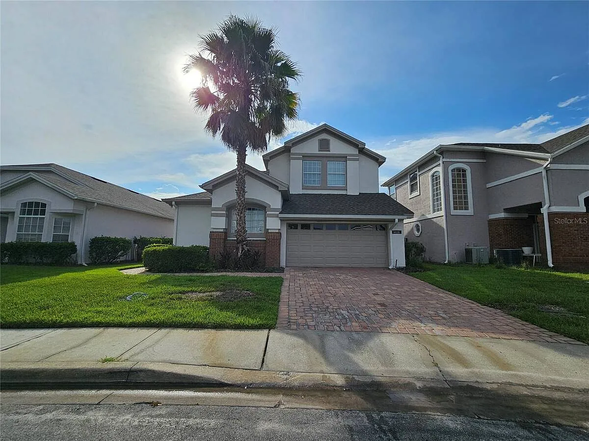 4 bed, 3.5 bath, 2381 sqft, $3,450 — Photo 2