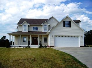 233 Fallingcreek Dr, Advance, NC 27006