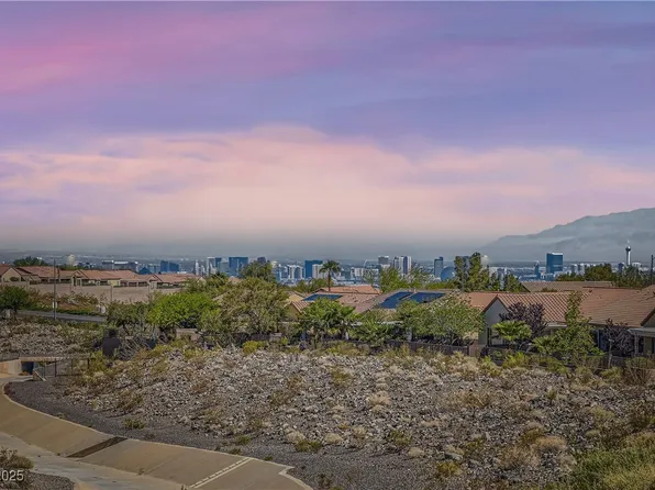 2167 Shadow Canyon Dr, Henderson, NV 89044