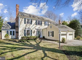 10229 Sundance Ct, Rockville, MD 20854