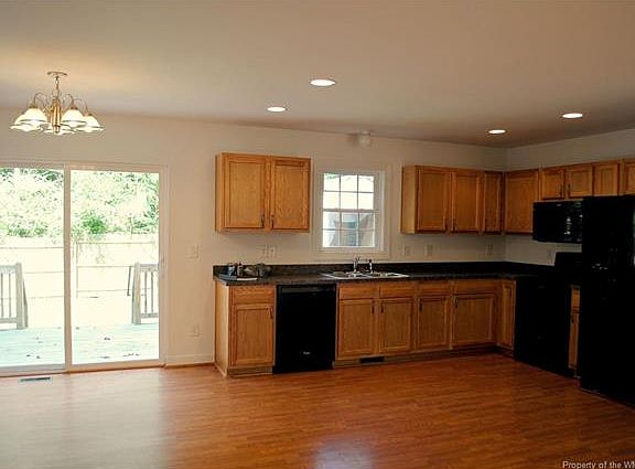 4th image of 124 Ron Springs Dr