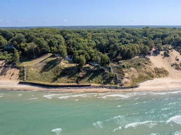 78301 20th Ave, South Haven, MI 49090