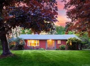 76 Peckham Ln, Killingly, CT 06239