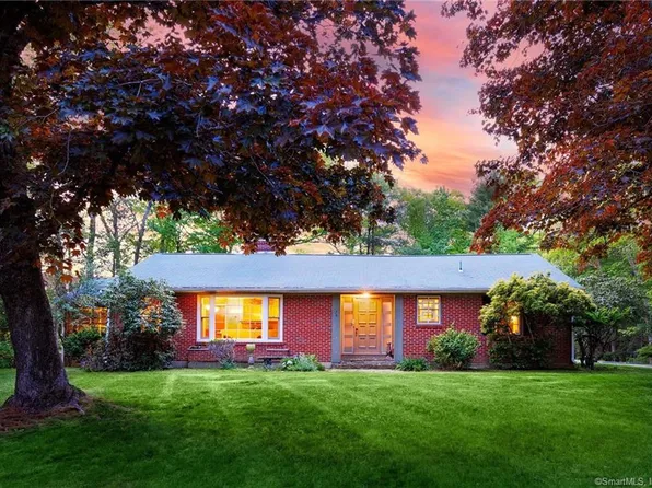 76 Peckham Lane, Killingly, CT 06239