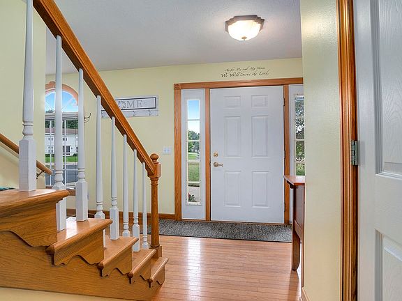 3rd image of 12644 Cortland Ln
