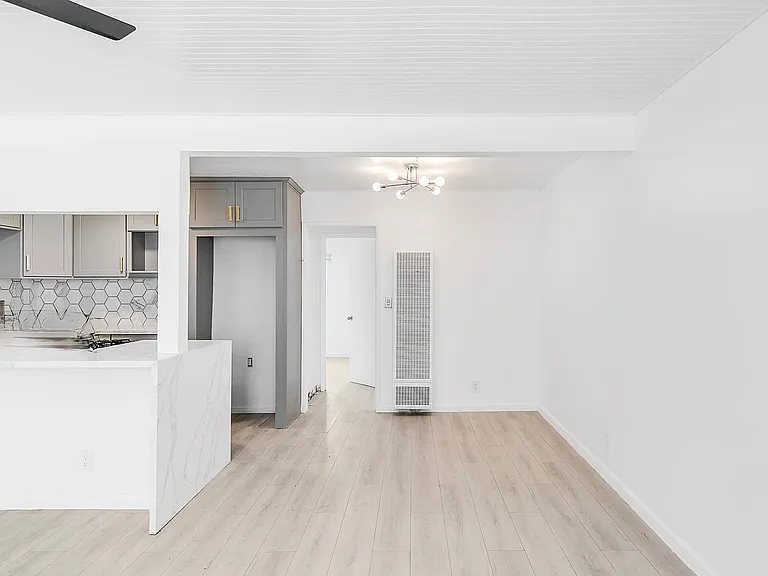 3318 Drew Street — Photo 4