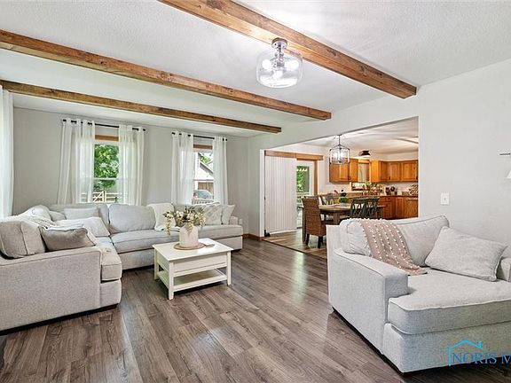5th image of 1293 Tricia Ct