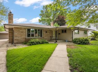 1424 Macarthur Blvd, Munster, IN 46321
