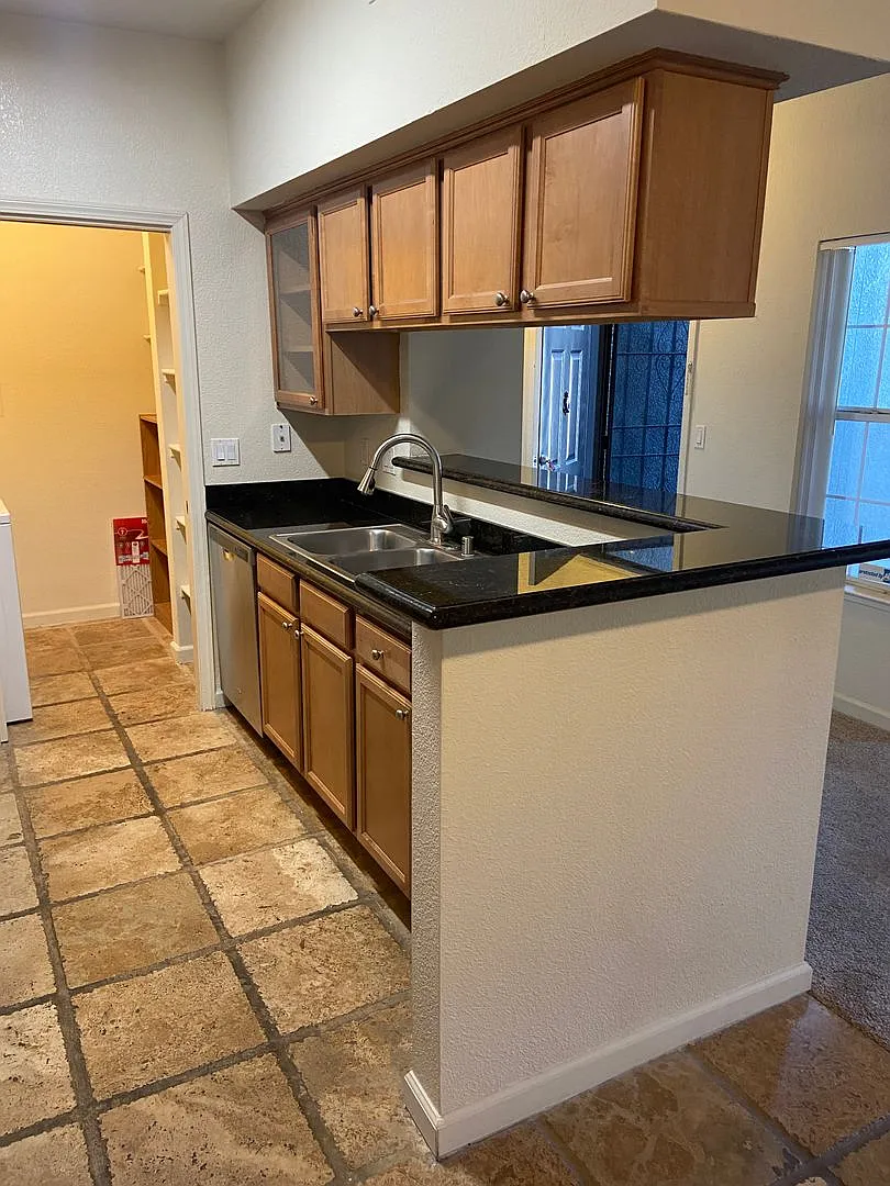 Building Photo - 885 Halidon Way #1713