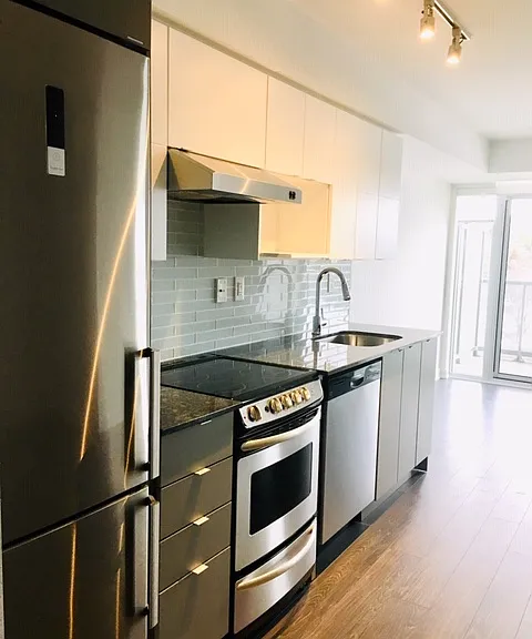 160 Flemington Rd #511 — Photo 5