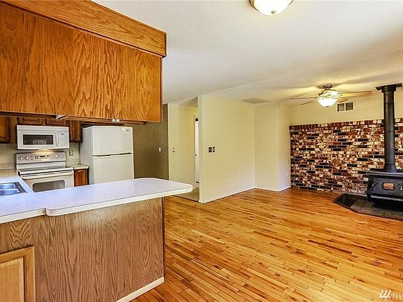 3rd image of 7270 E Manchester Ct