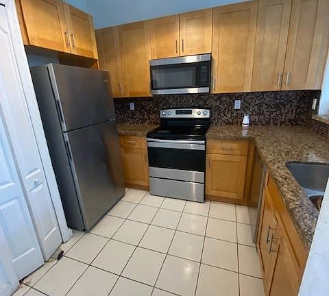 3rd image of 1692 SE 29th Ct Unit 204