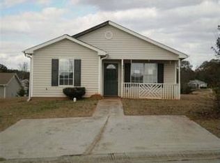 403 Dove Ln, Social Circle, GA 30025