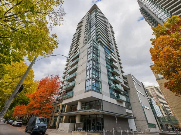 285 Mutual St #2201, Toronto, ON M4Y 3C5