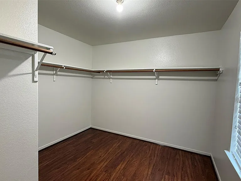 3114 Junction Dr — Photo 11