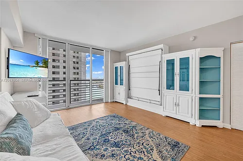 335 Biscayne Blvd Photo 1