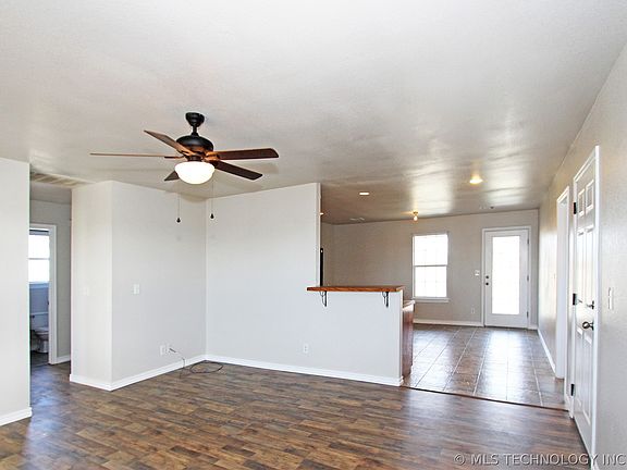 5th image of 398186 W 3230th Dr