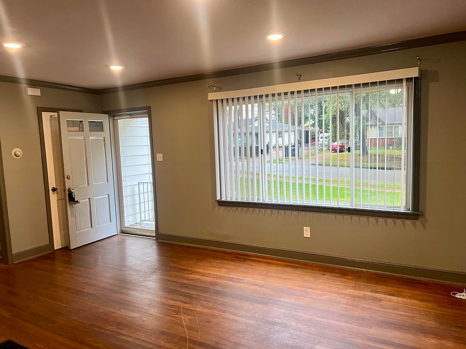 1st image of 4864 Bowen Ave