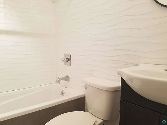 Rented by EXR | media 6