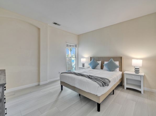 21585 Del Amo St