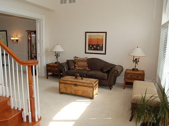 3rd image of 11667 Liberty Ln