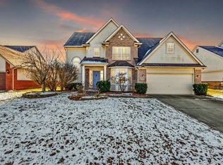 2597 Blue Heron Ln, Wixom, MI 48393