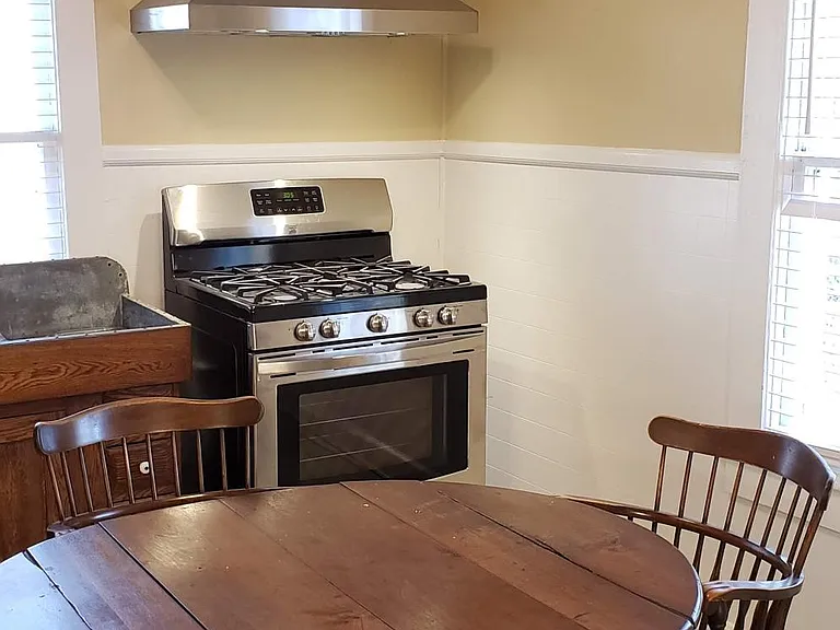 1400 N Duke St — Photo 9