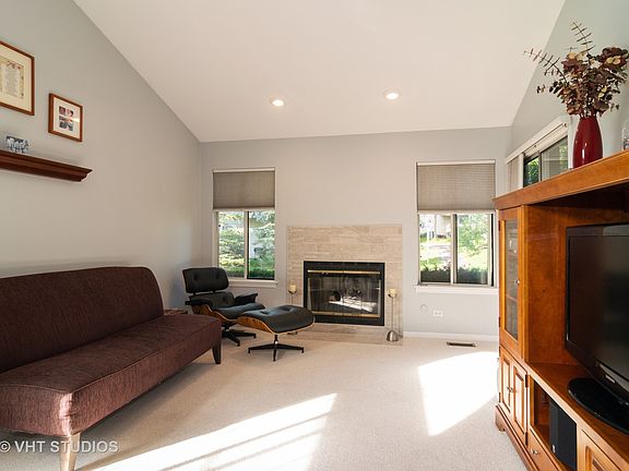 2nd image of 197 Brittany Dr Unit A