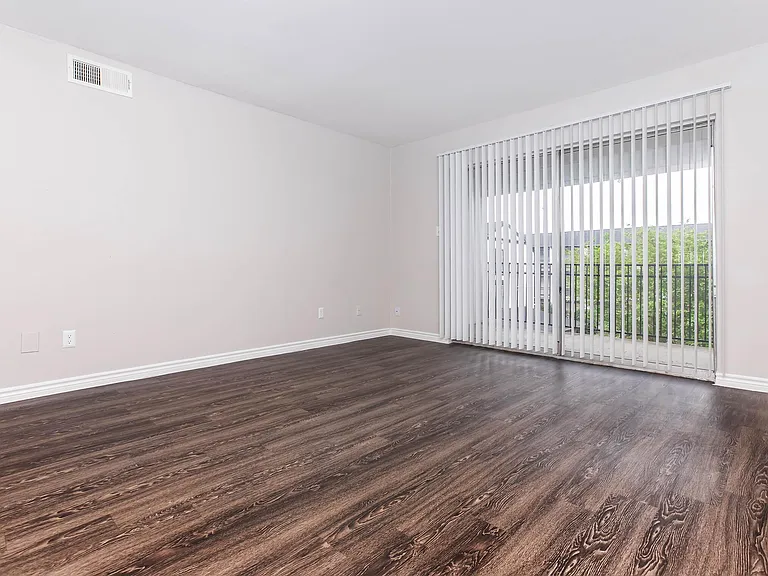 Bayou Park Apartments — Photo 49