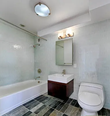 Bathroom, photo 1