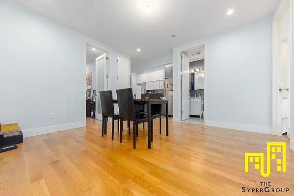 Rented by The Syper Group | media 8