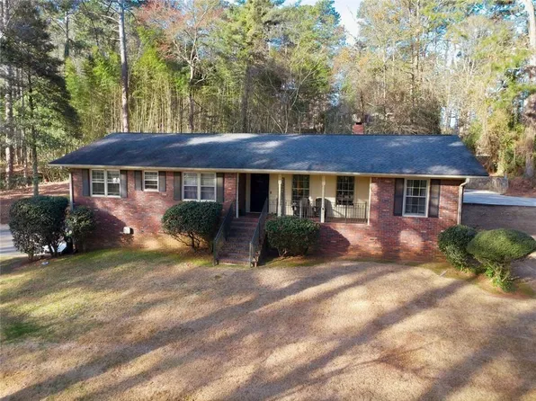 332 Dixie Ave N, Bremen, GA 30110