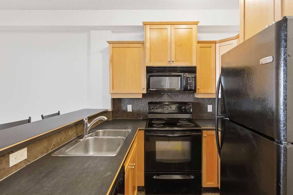 Apartment in Calgary, Mission - More
