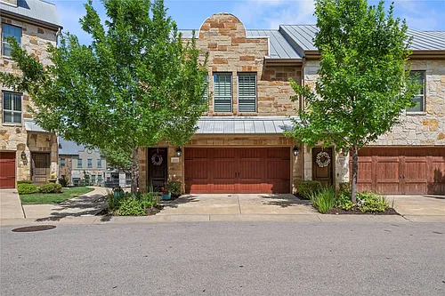 1201 Highknoll Ln Photo 1