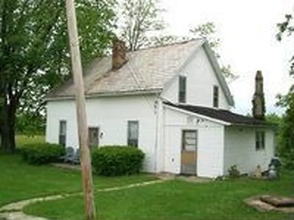 3711 Mercer Ln, McConnelsville, OH 43756