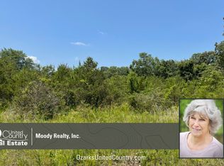 303 S Sequoia Dr, Horseshoe Bend, AR 72512