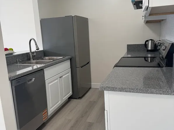 142 Normandie Apartments, 142 S Normandie Ave #B201c522b, Los Angeles, CA 90004