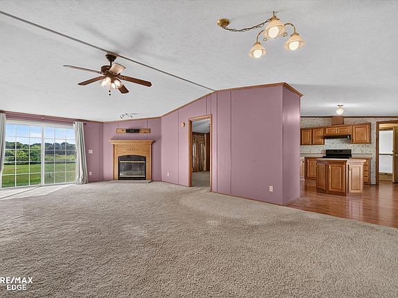 5th image of 3409 Brown Rd