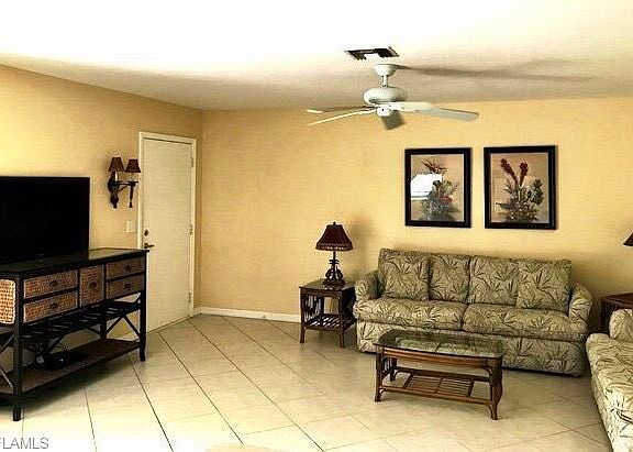 3rd image of 805 E Gulf Dr #C4