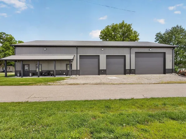 234 S 2nd St, Montgomery, IN 47558