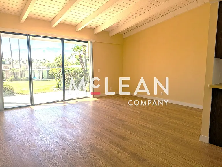 837 Calle De Pinos — Photo 7