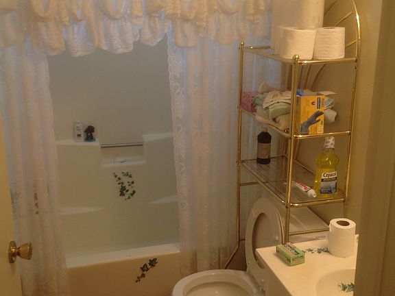 2nd image of 2186 Avenida Olivos