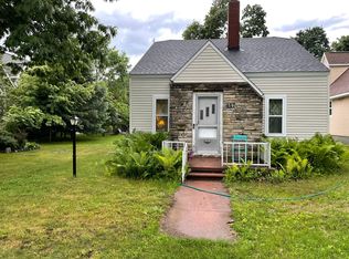 467 Arbor St, Harbor Springs, MI 49740
