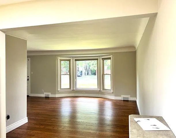 4261 Samoset Rd — Photo 2