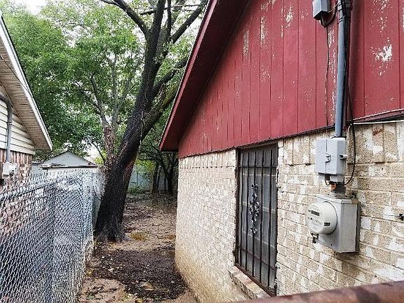 2nd image of 4015 Abilene St
