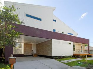 18 Homerun Ln, Metairie, LA 70003