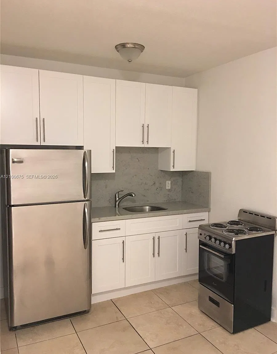 Tamiami Highlands — Photo 3