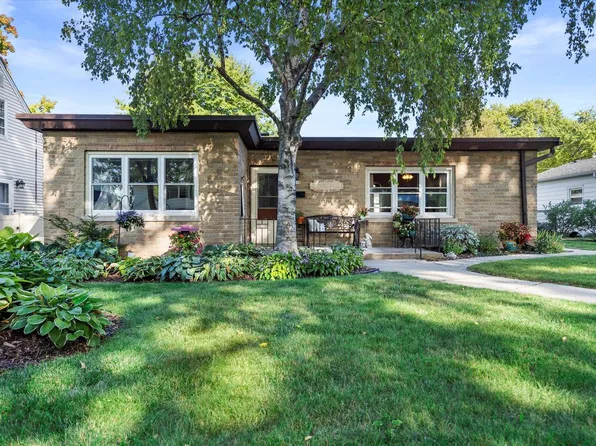 3338 North 91st STREET, Milwaukee, WI 53222