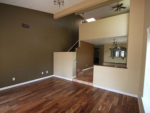 5th image of 24115 Tossano Dr